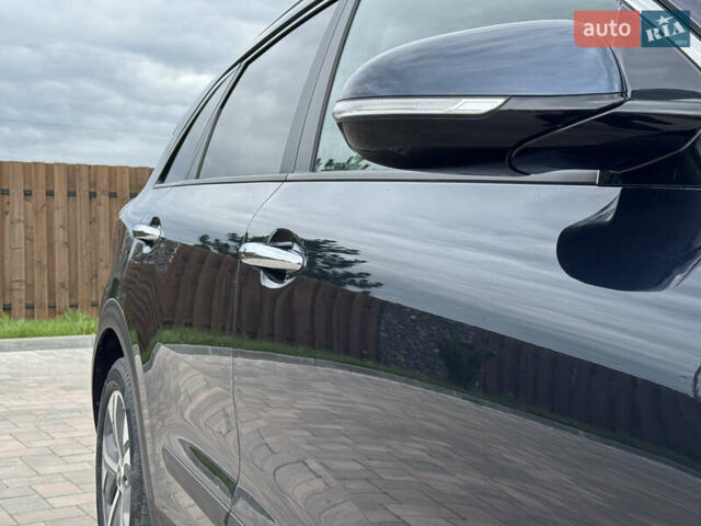 Черный Киа Niro, объемом двигателя 0 л и пробегом 96 тыс. км за 20999 $, фото 20 на Automoto.ua