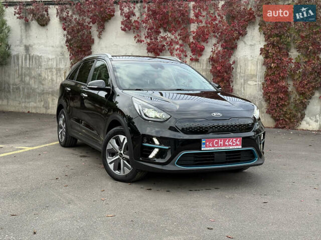 Черный Киа Niro, объемом двигателя 0 л и пробегом 80 тыс. км за 21899 $, фото 6 на Automoto.ua