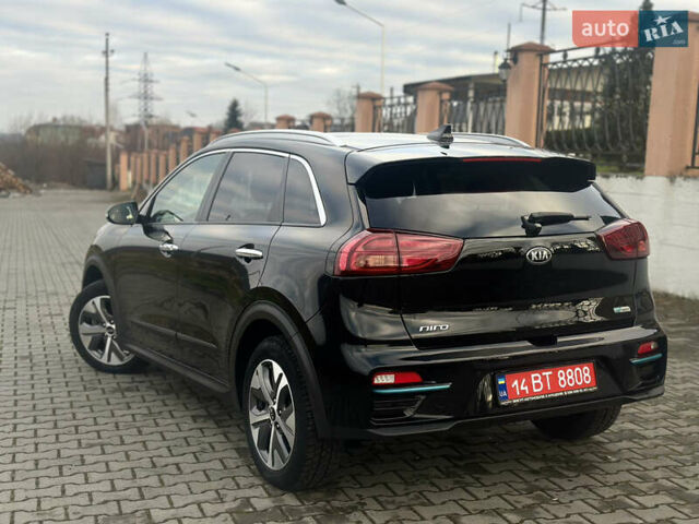 Черный Киа Niro, объемом двигателя 0 л и пробегом 117 тыс. км за 18870 $, фото 4 на Automoto.ua