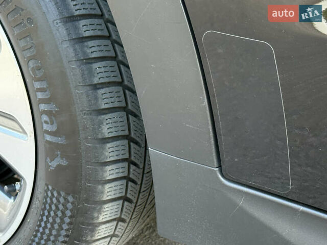 Черный Киа Niro, объемом двигателя 0 л и пробегом 82 тыс. км за 19300 $, фото 132 на Automoto.ua