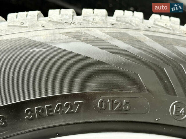 Черный Киа Niro, объемом двигателя 0 л и пробегом 80 тыс. км за 19890 $, фото 12 на Automoto.ua