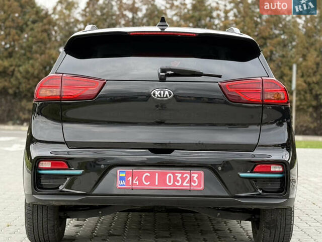 Черный Киа Niro, объемом двигателя 0 л и пробегом 80 тыс. км за 19650 $, фото 145 на Automoto.ua