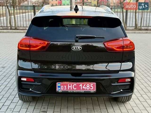 Черный Киа Niro, объемом двигателя 0 л и пробегом 89 тыс. км за 19350 $, фото 16 на Automoto.ua
