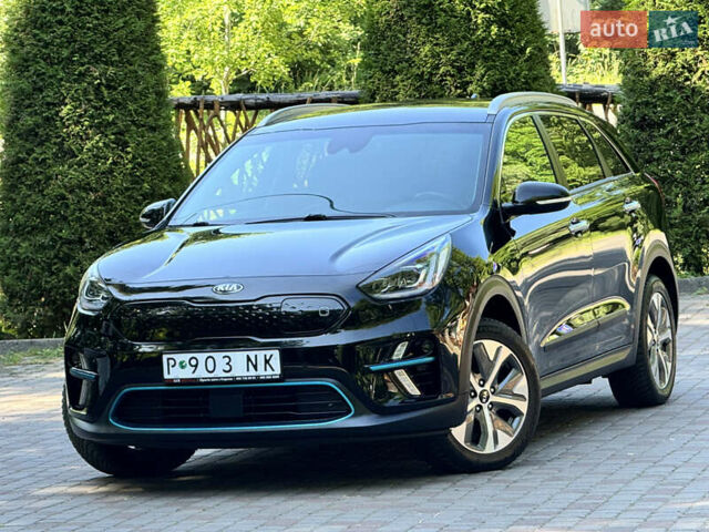 Черный Киа Niro, объемом двигателя 0 л и пробегом 67 тыс. км за 19650 $, фото 3 на Automoto.ua