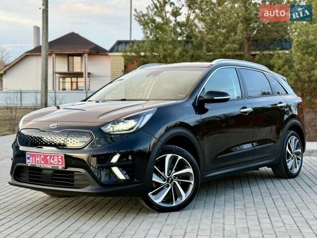 Черный Киа Niro, объемом двигателя 0 л и пробегом 89 тыс. км за 19350 $, фото 3 на Automoto.ua
