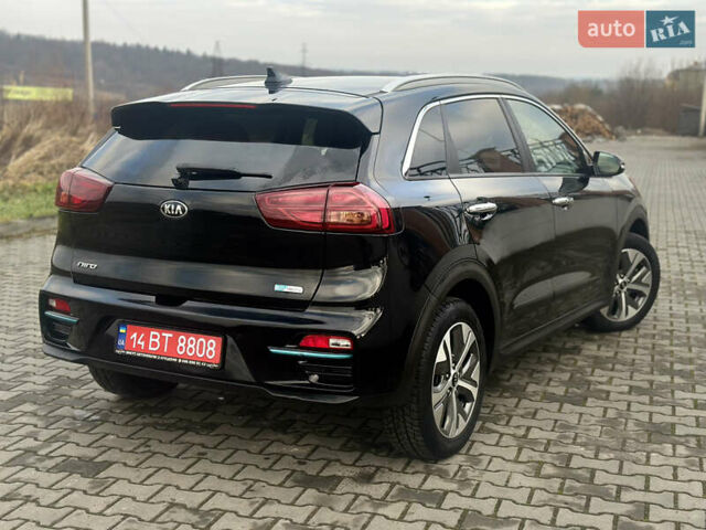 Черный Киа Niro, объемом двигателя 0 л и пробегом 117 тыс. км за 18870 $, фото 62 на Automoto.ua