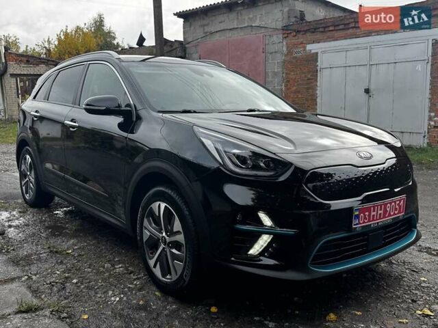 Черный Киа Niro, объемом двигателя 0 л и пробегом 150 тыс. км за 19800 $, фото 61 на Automoto.ua