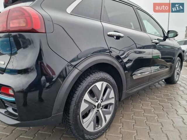 Черный Киа Niro, объемом двигателя 0 л и пробегом 65 тыс. км за 20800 $, фото 11 на Automoto.ua