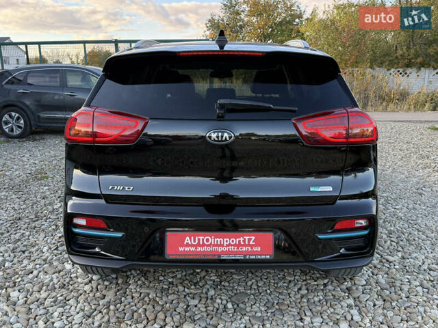Чорний Кіа Niro, об'ємом двигуна 0 л та пробігом 88 тис. км за 24900 $, фото 20 на Automoto.ua