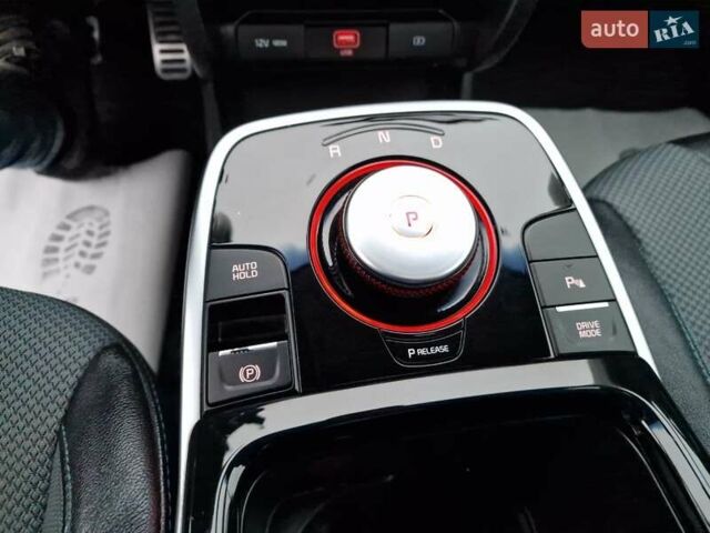 Черный Киа Niro, объемом двигателя 0 л и пробегом 65 тыс. км за 20800 $, фото 38 на Automoto.ua