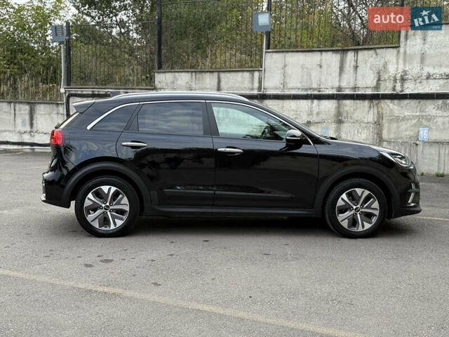 Черный Киа Niro, объемом двигателя 0 л и пробегом 80 тыс. км за 21850 $, фото 19 на Automoto.ua