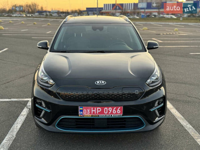 Чорний Кіа Niro, об'ємом двигуна 0 л та пробігом 155 тис. км за 20300 $, фото 13 на Automoto.ua
