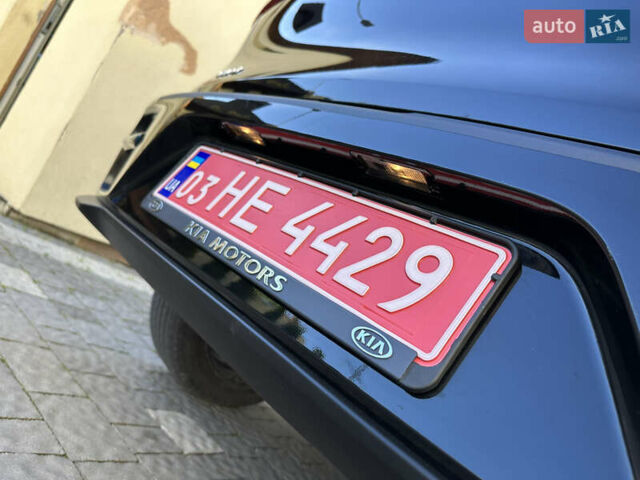Черный Киа Niro, объемом двигателя 0 л и пробегом 127 тыс. км за 19750 $, фото 25 на Automoto.ua