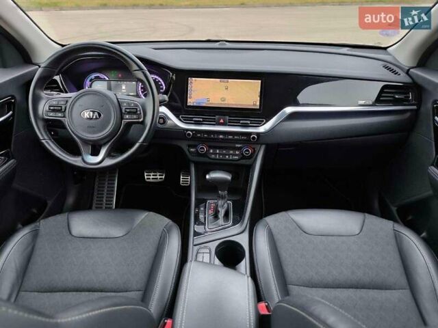 Черный Киа Niro, объемом двигателя 1.6 л и пробегом 78 тыс. км за 16100 $, фото 14 на Automoto.ua