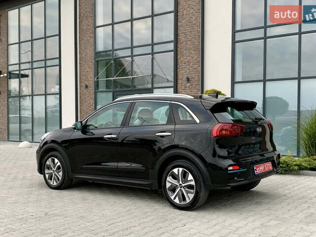 Черный Киа Niro, объемом двигателя 0 л и пробегом 94 тыс. км за 17900 $, фото 33 на Automoto.ua