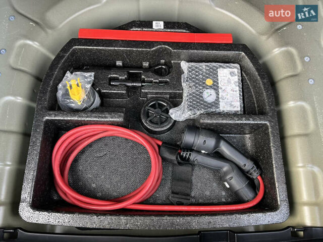 Черный Киа Niro, объемом двигателя 0 л и пробегом 135 тыс. км за 19500 $, фото 27 на Automoto.ua