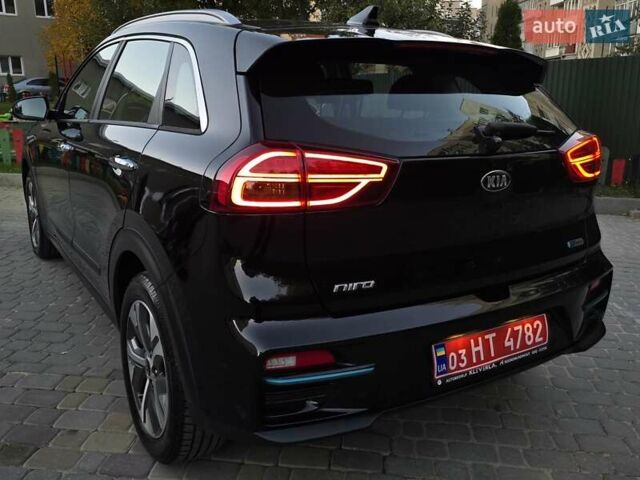 Черный Киа Niro, объемом двигателя 0 л и пробегом 148 тыс. км за 17699 $, фото 6 на Automoto.ua
