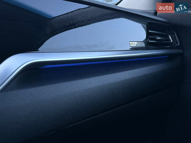 Чорний Кіа Niro, об'ємом двигуна 0 л та пробігом 88 тис. км за 24900 $, фото 72 на Automoto.ua