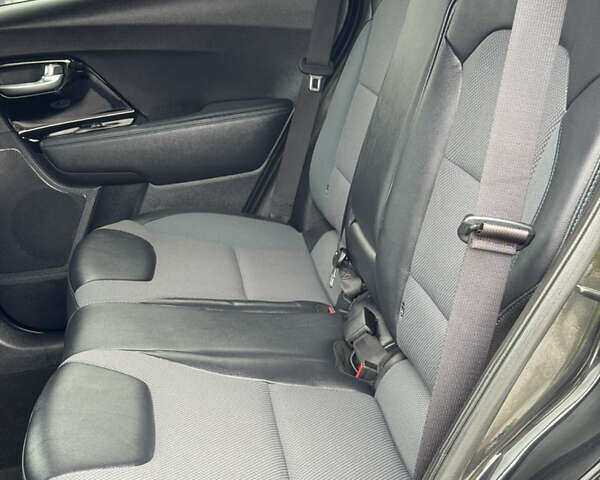 Черный Киа Niro, объемом двигателя 0 л и пробегом 80 тыс. км за 19650 $, фото 63 на Automoto.ua