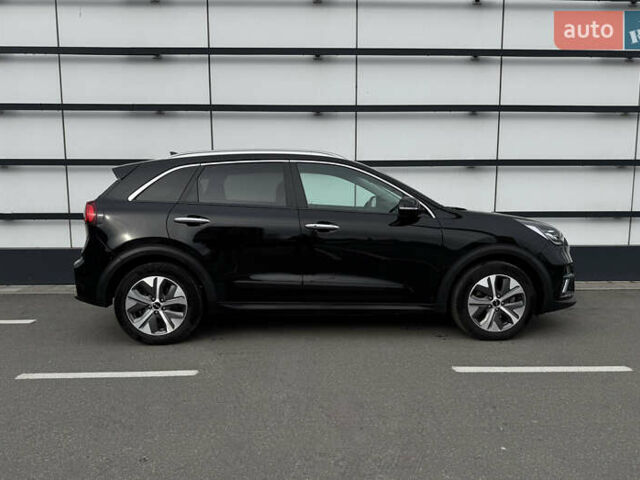 Черный Киа Niro, объемом двигателя 0 л и пробегом 137 тыс. км за 19200 $, фото 12 на Automoto.ua