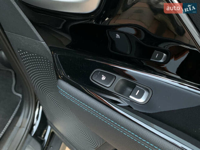 Черный Киа Niro, объемом двигателя 0 л и пробегом 60 тыс. км за 22799 $, фото 70 на Automoto.ua