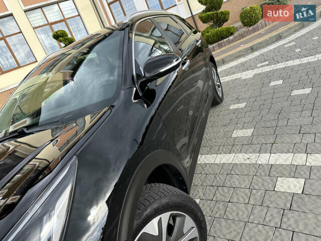 Чорний Кіа Niro, об'ємом двигуна 0 л та пробігом 51 тис. км за 21500 $, фото 21 на Automoto.ua