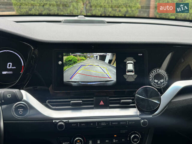 Киа Niro 2021 в Киеве на Automoto.ua Черный Киа Niro, объемом двигателя 0 л и пробегом 128 тыс. км за 20800 $, фото 16 на Automoto.ua