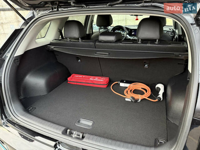 Черный Киа Niro, объемом двигателя 0 л и пробегом 80 тыс. км за 21899 $, фото 44 на Automoto.ua