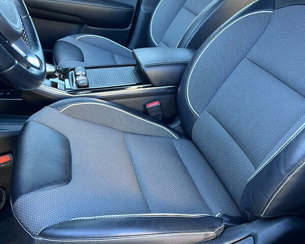 Черный Киа Niro, объемом двигателя 0 л и пробегом 88 тыс. км за 18500 $, фото 20 на Automoto.ua