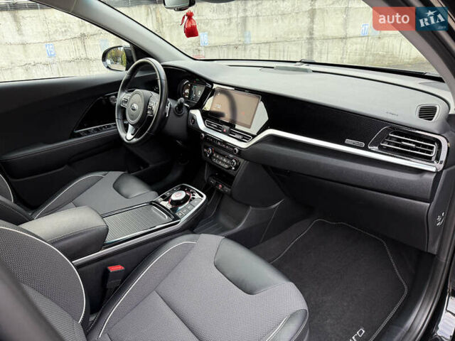 Черный Киа Niro, объемом двигателя 0 л и пробегом 80 тыс. км за 21899 $, фото 34 на Automoto.ua