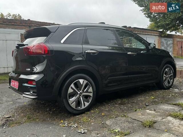 Черный Киа Niro, объемом двигателя 0 л и пробегом 150 тыс. км за 19800 $, фото 11 на Automoto.ua