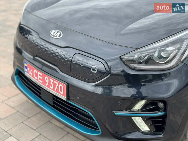 Черный Киа Niro, объемом двигателя 0 л и пробегом 96 тыс. км за 20999 $, фото 12 на Automoto.ua