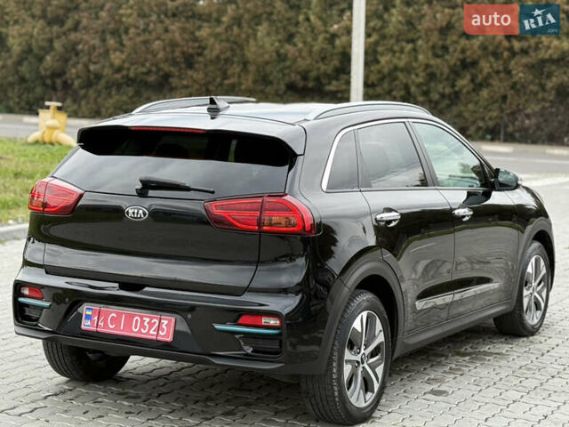 Черный Киа Niro, объемом двигателя 0 л и пробегом 80 тыс. км за 19650 $, фото 152 на Automoto.ua