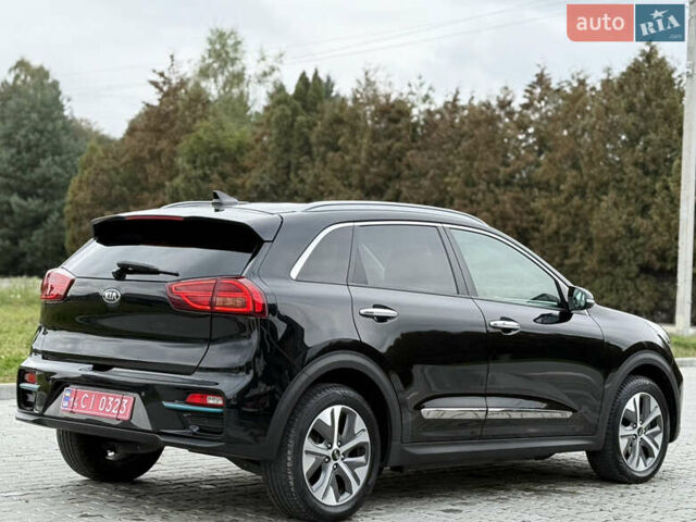 Черный Киа Niro, объемом двигателя 0 л и пробегом 80 тыс. км за 19650 $, фото 159 на Automoto.ua