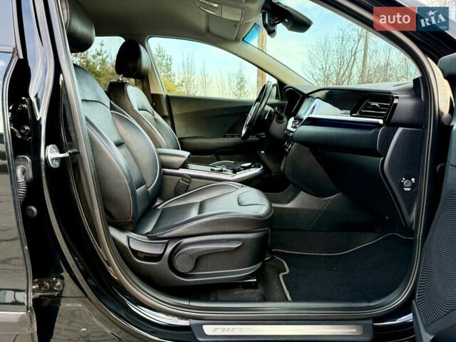 Черный Киа Niro, объемом двигателя 0 л и пробегом 89 тыс. км за 19350 $, фото 73 на Automoto.ua