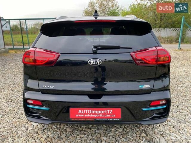 Черный Киа Niro, объемом двигателя 0 л и пробегом 96 тыс. км за 20600 $, фото 12 на Automoto.ua