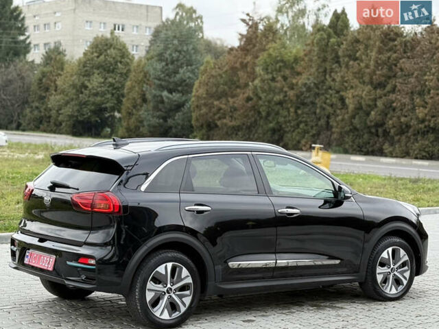 Черный Киа Niro, объемом двигателя 0 л и пробегом 80 тыс. км за 19650 $, фото 161 на Automoto.ua
