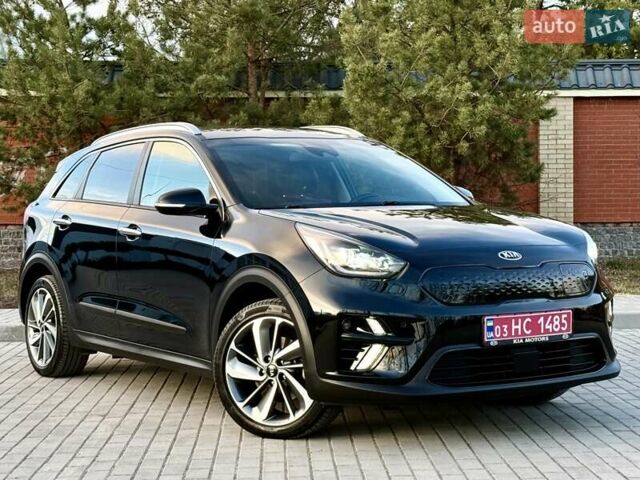 Черный Киа Niro, объемом двигателя 0 л и пробегом 89 тыс. км за 19350 $, фото 9 на Automoto.ua