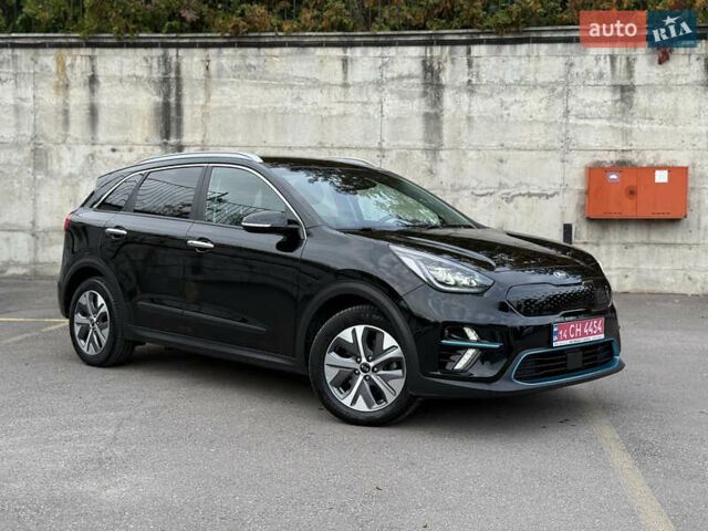 Черный Киа Niro, объемом двигателя 0 л и пробегом 80 тыс. км за 21850 $, фото 5 на Automoto.ua