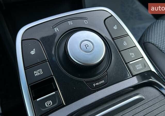 Черный Киа Niro, объемом двигателя 0 л и пробегом 121 тыс. км за 18999 $, фото 37 на Automoto.ua