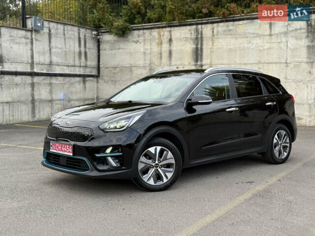 Черный Киа Niro, объемом двигателя 0 л и пробегом 80 тыс. км за 21850 $, фото 11 на Automoto.ua