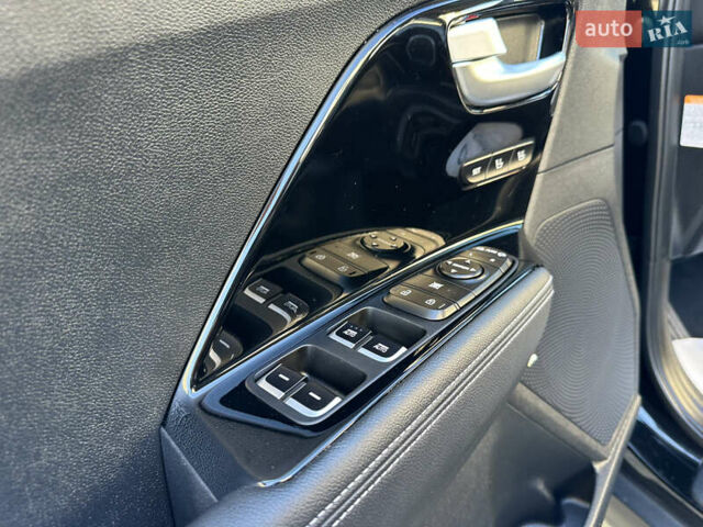 Черный Киа Niro, объемом двигателя 0 л и пробегом 127 тыс. км за 19750 $, фото 38 на Automoto.ua