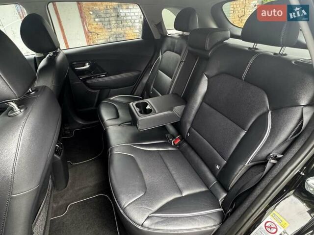 Черный Киа Niro, объемом двигателя 0 л и пробегом 150 тыс. км за 19800 $, фото 32 на Automoto.ua