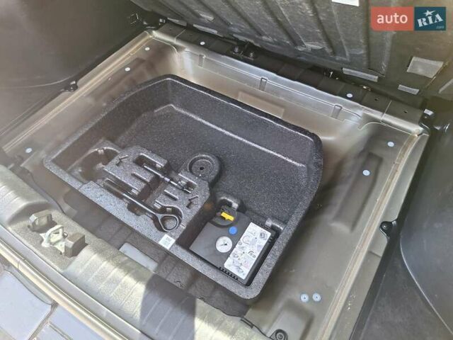 Черный Киа Niro, объемом двигателя 1.58 л и пробегом 112 тыс. км за 19700 $, фото 21 на Automoto.ua