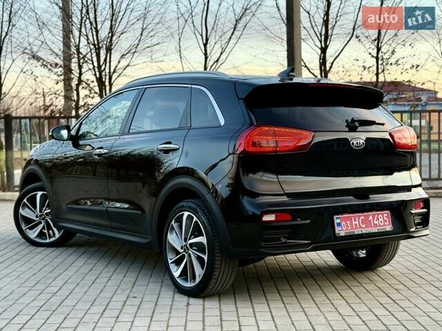 Черный Киа Niro, объемом двигателя 0 л и пробегом 89 тыс. км за 19350 $, фото 12 на Automoto.ua