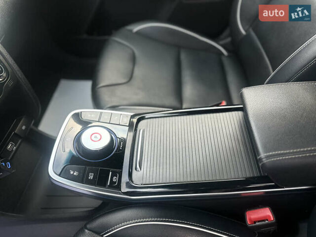 Черный Киа Niro, объемом двигателя 0 л и пробегом 117 тыс. км за 18870 $, фото 26 на Automoto.ua