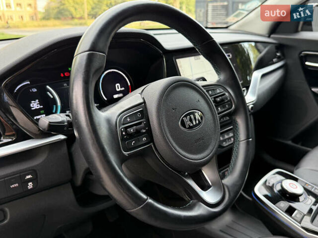 Киа Niro 2021 в Дрогобыче на Automoto.ua Черный Киа Niro, объемом двигателя 0 л и пробегом 123 тыс. км за 17999 $, фото 34 на Automoto.ua