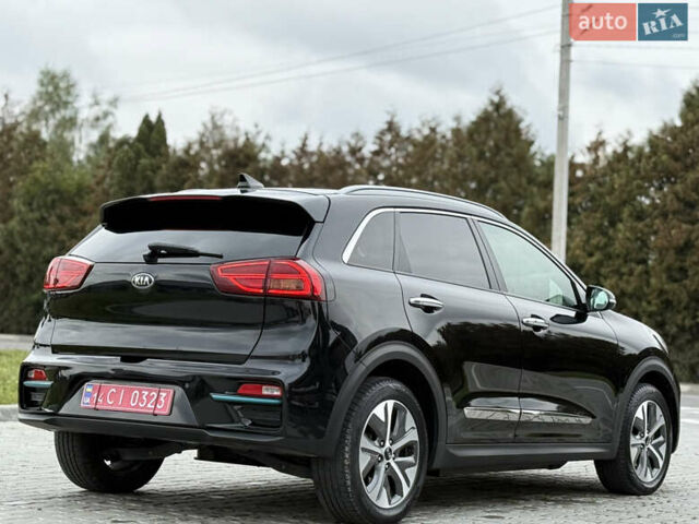 Черный Киа Niro, объемом двигателя 0 л и пробегом 80 тыс. км за 19650 $, фото 157 на Automoto.ua