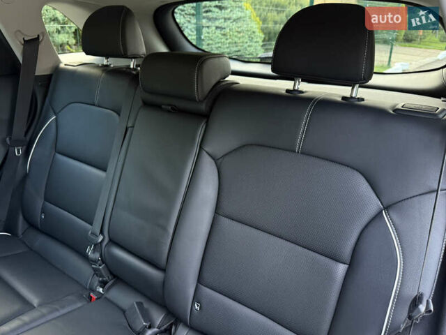 Черный Киа Niro, объемом двигателя 0 л и пробегом 82 тыс. км за 19300 $, фото 83 на Automoto.ua
