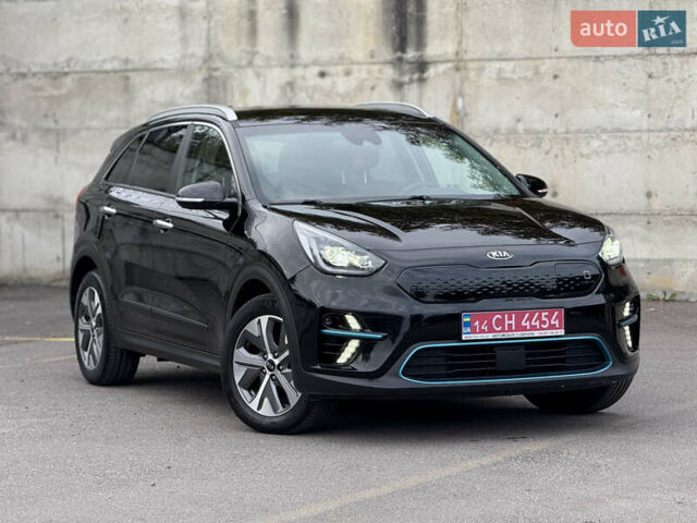Черный Киа Niro, объемом двигателя 0 л и пробегом 80 тыс. км за 21850 $, фото 6 на Automoto.ua